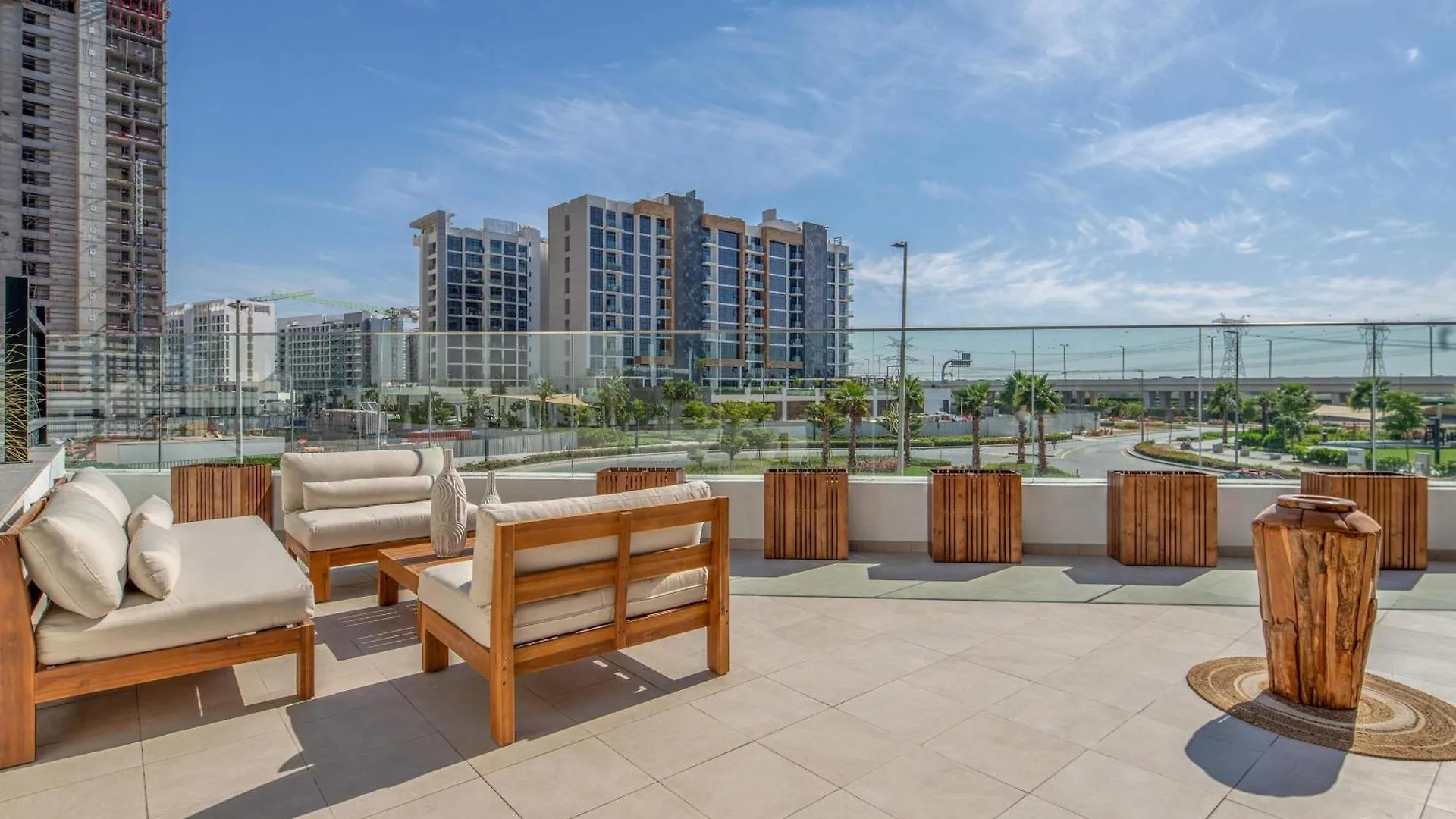 Lägenhet Frank Porter - Azizi Riviera 45 Dubai