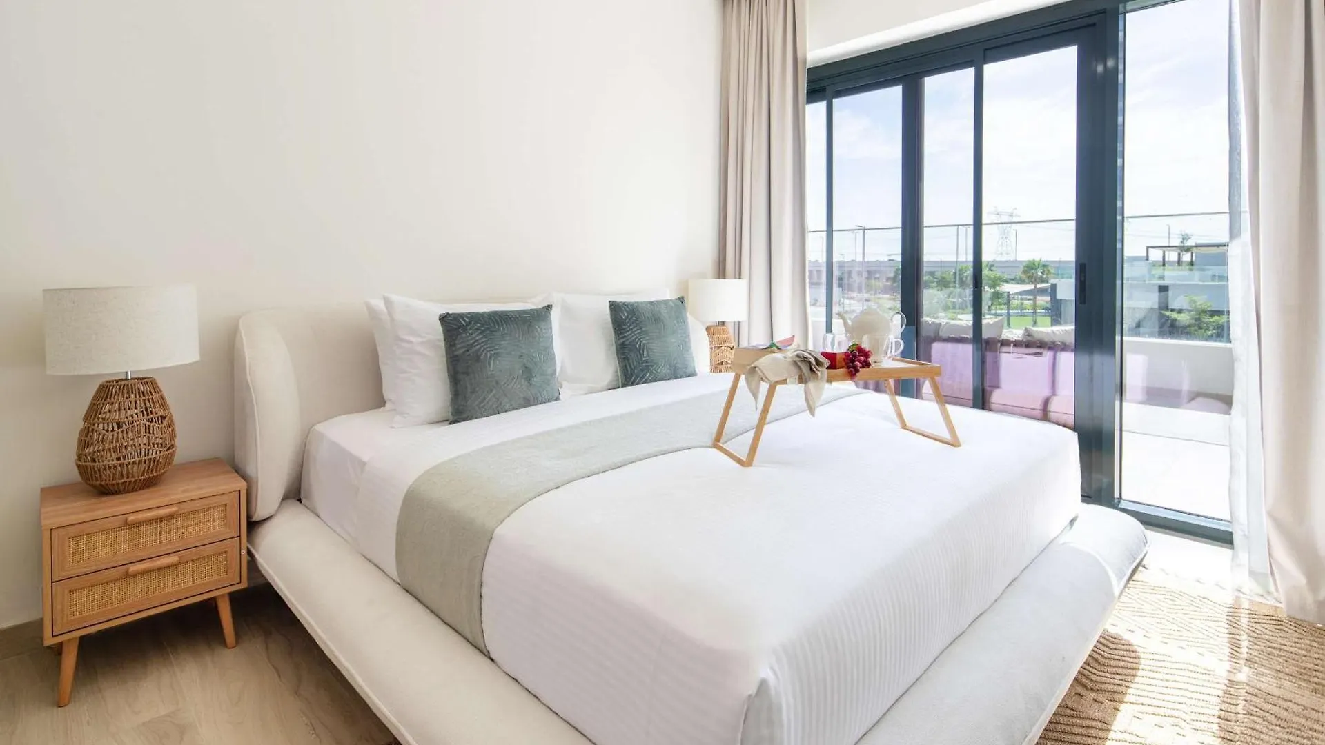 Frank Porter - Azizi Riviera 45 Dubai Förenade Arabemiraten